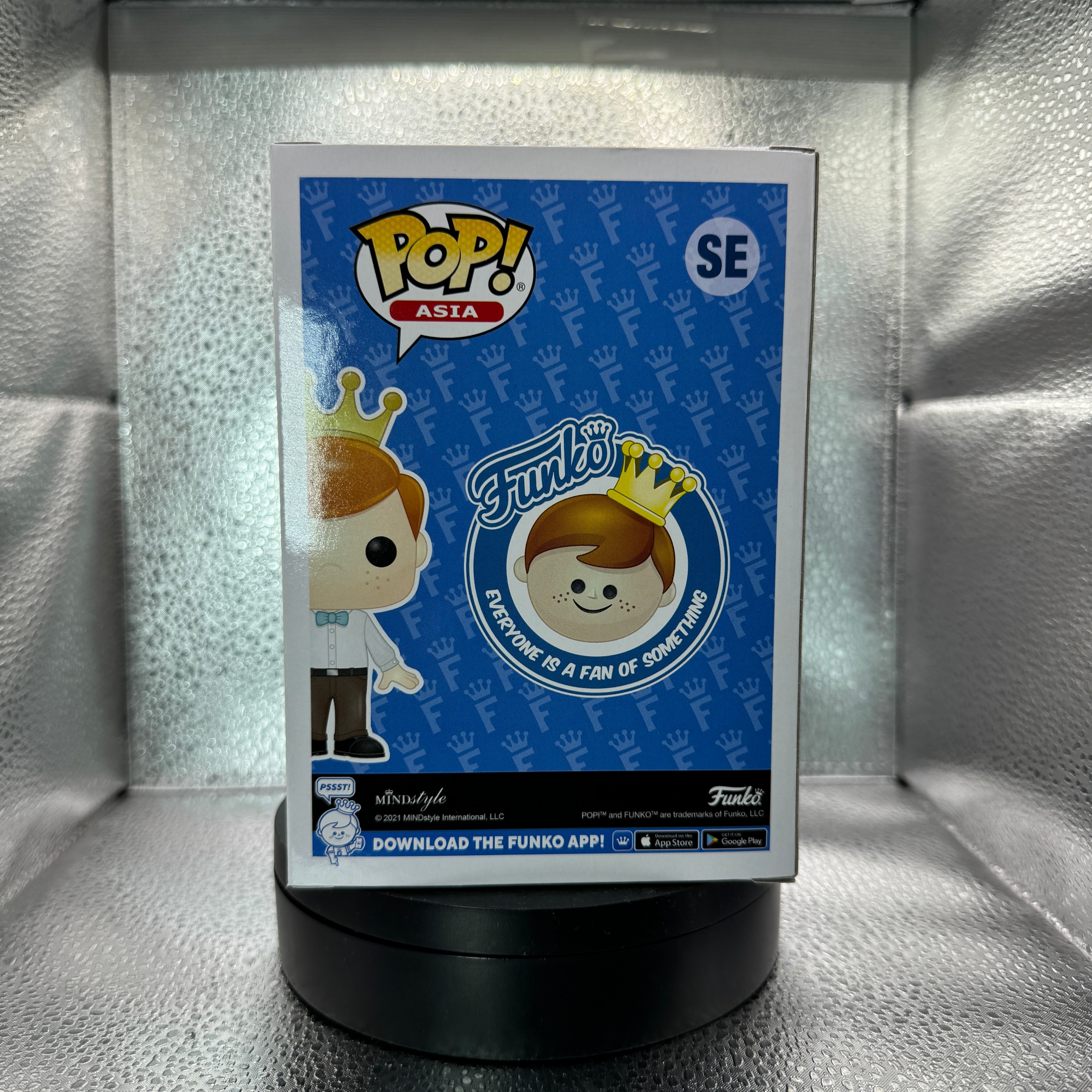 Funko Pop Asia Exclusive! Freddy selling Funko Monkey King