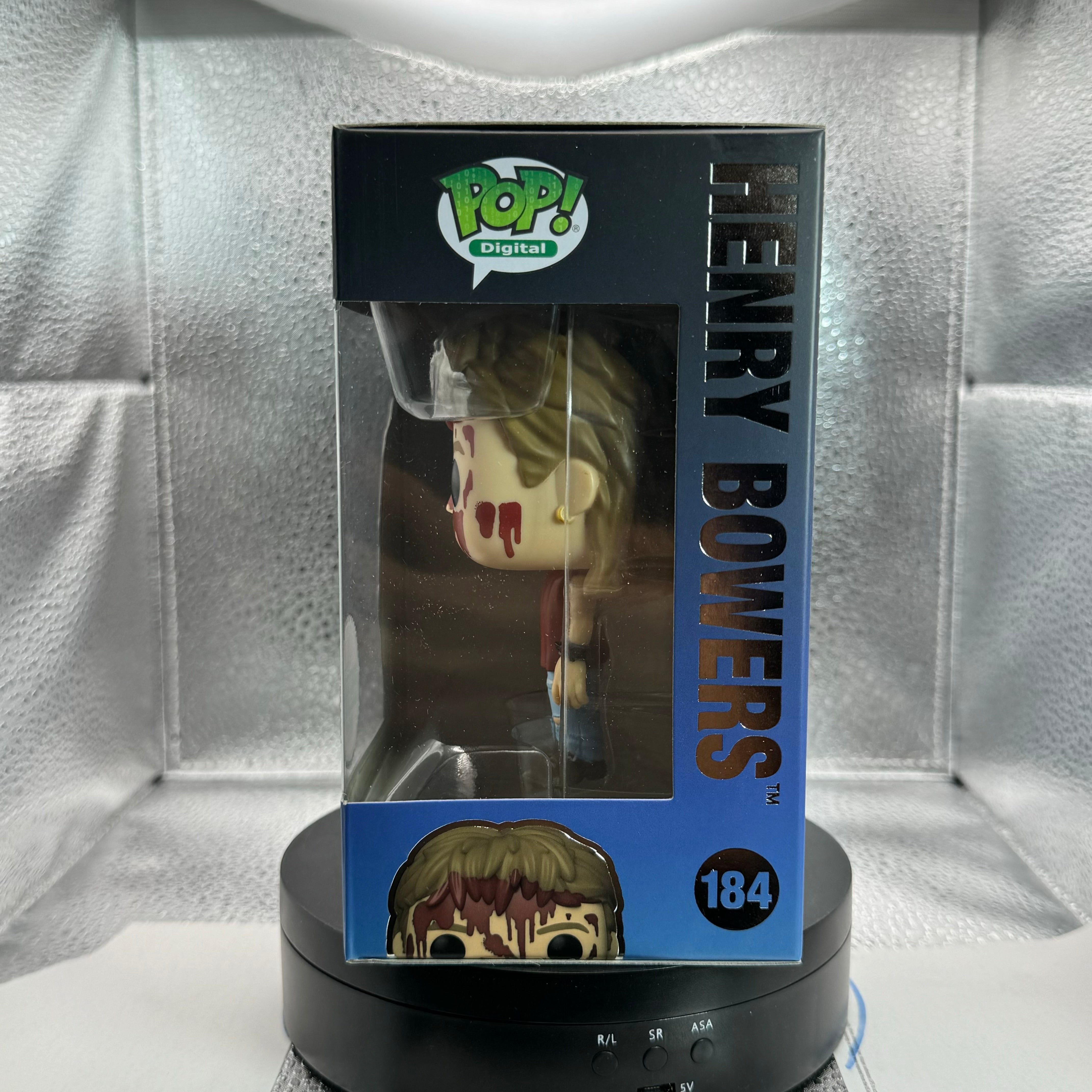 POP NFT: IT - Henry Bowers (Bloody) LE 1800 NFT Exclusive – vRare